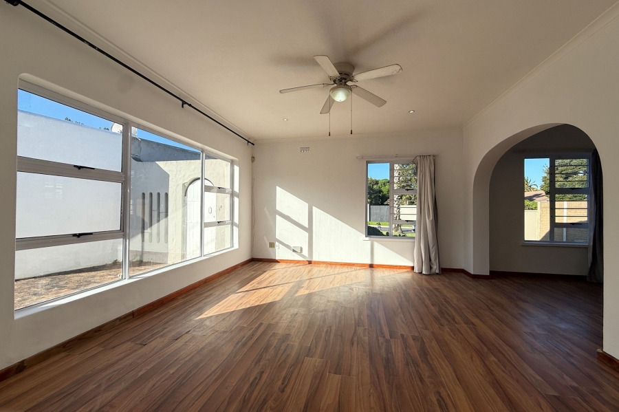 To Let 3 Bedroom Property for Rent in Flamingo Vlei Western Cape